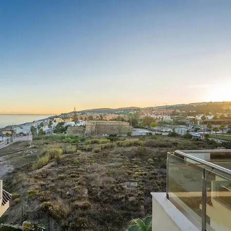 Apartment Sky-high Luxury Panoramic Sea Views & Expansive Terraces In La Duquesa Penthouse