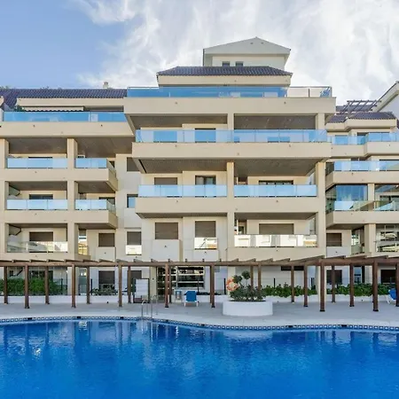 Apartment Sky-high Luxury Panoramic Sea Views & Expansive Terraces In La Duquesa Penthouse *
